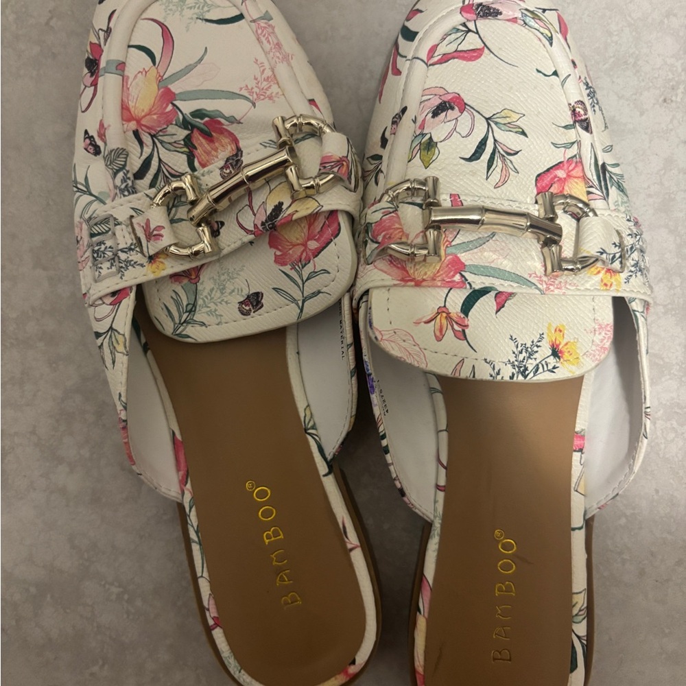 BAMBOO Floral Print Women's Loafers - Cream and Pink